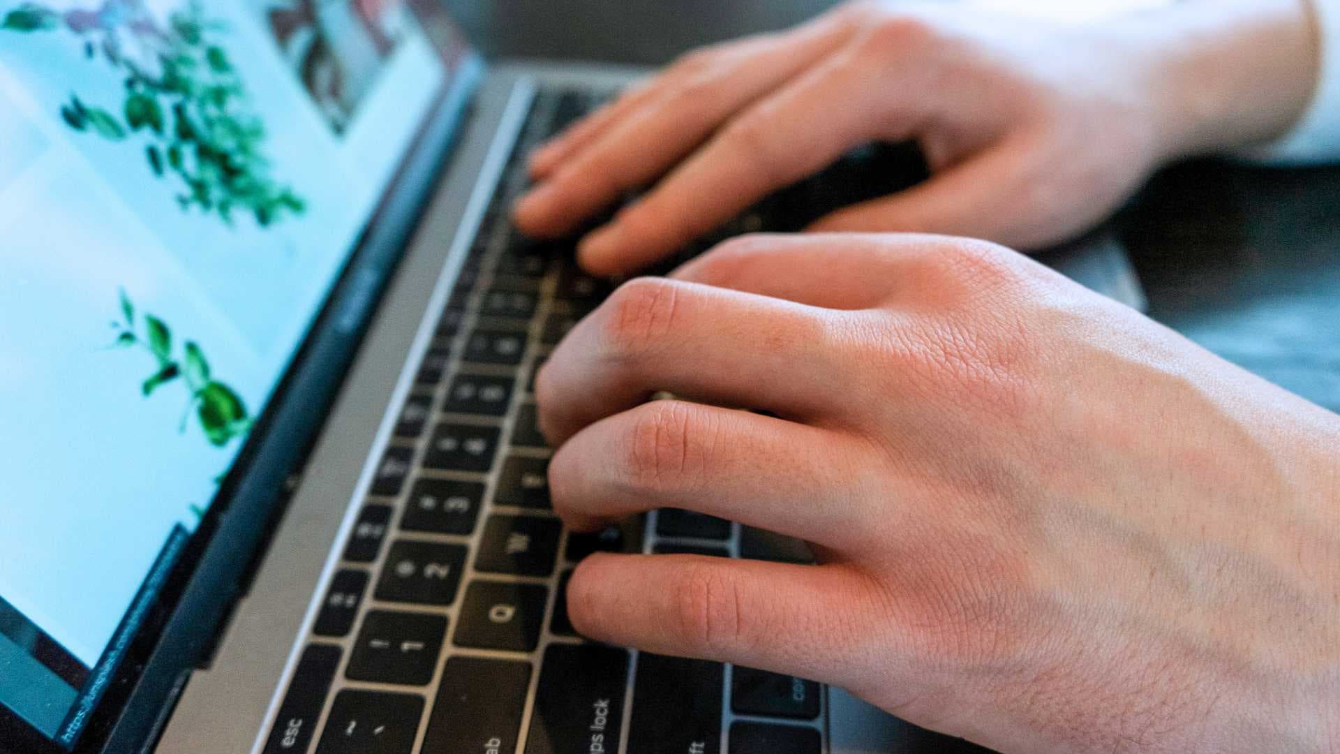【2025新卒限定】【業務系アプリケーションエンジニア・プログラマ】研究・開発・設計エンジニア職（長崎県）