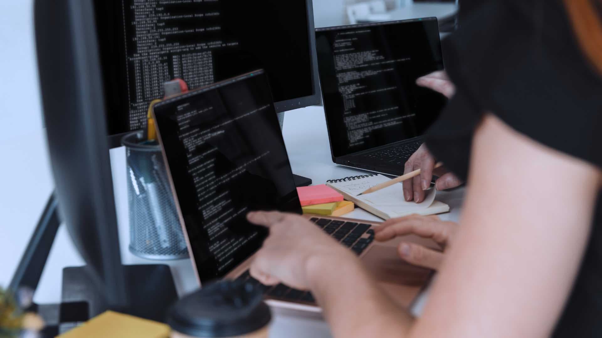 【2025新卒限定】【Webサービス系エンジニア・プログラマ】研究・開発・設計エンジニア職（広島県）